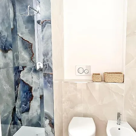 Finella Charming 3* Bari